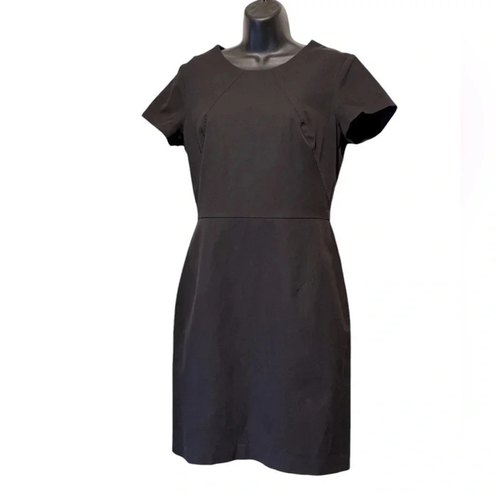 Banana Republic Black Short Sleeve Staple Career Sheath Dress Womens size 10